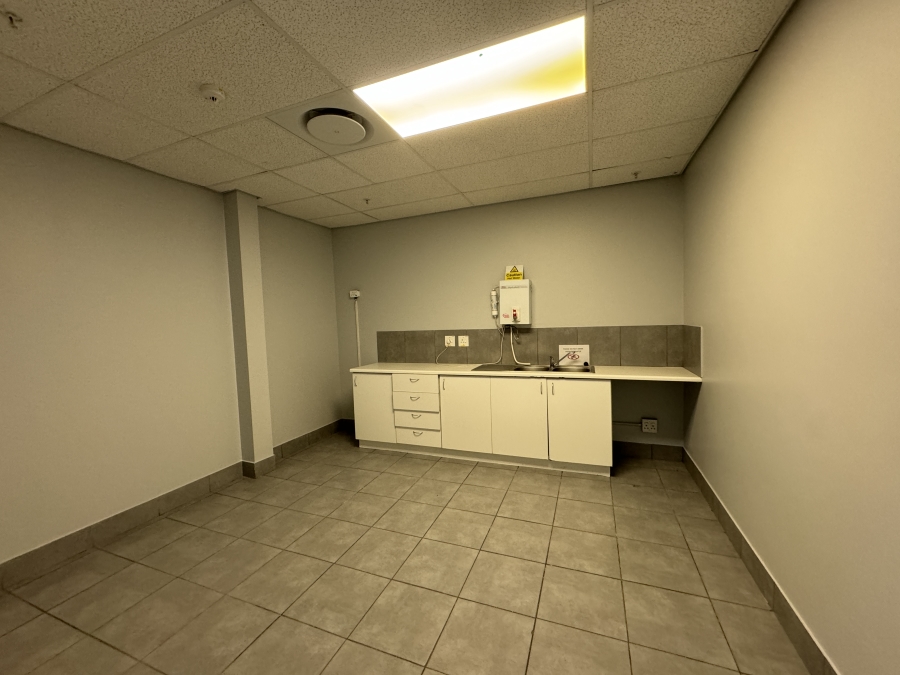 To Let commercial Property for Rent in Montague Gardens Western Cape